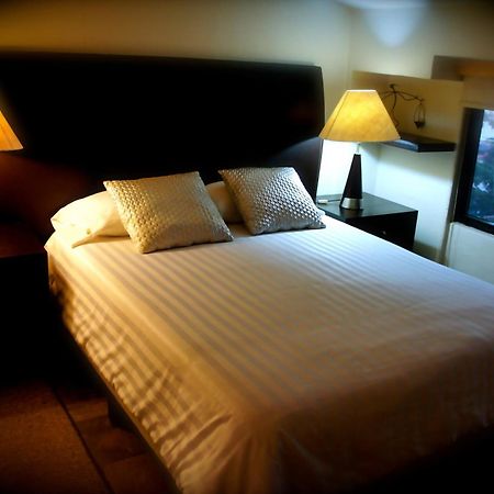 Aztic Hotel And Executive Suites Ciudad de México Pokoj fotografie