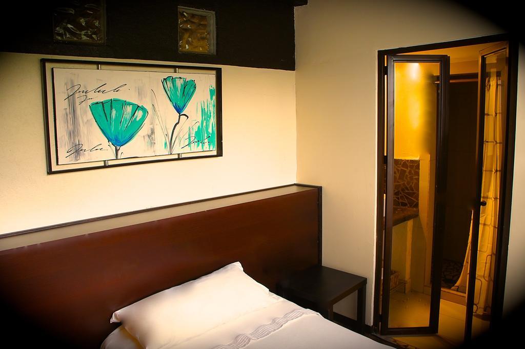 Aztic Hotel And Executive Suites Ciudad de México Pokoj fotografie
